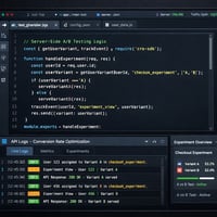 Ein Entwickler-Bildschirm an einer Desktop-Workstation, der Server-Side AB-Testing-Code und Echtzeit-API-Protokolle innerhalb einer Conversion Rate Optimierung Software zeigt.